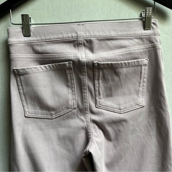 Spanx high waisted pull on lavender jeans Sz M/ 8 - Picture 3 of 9